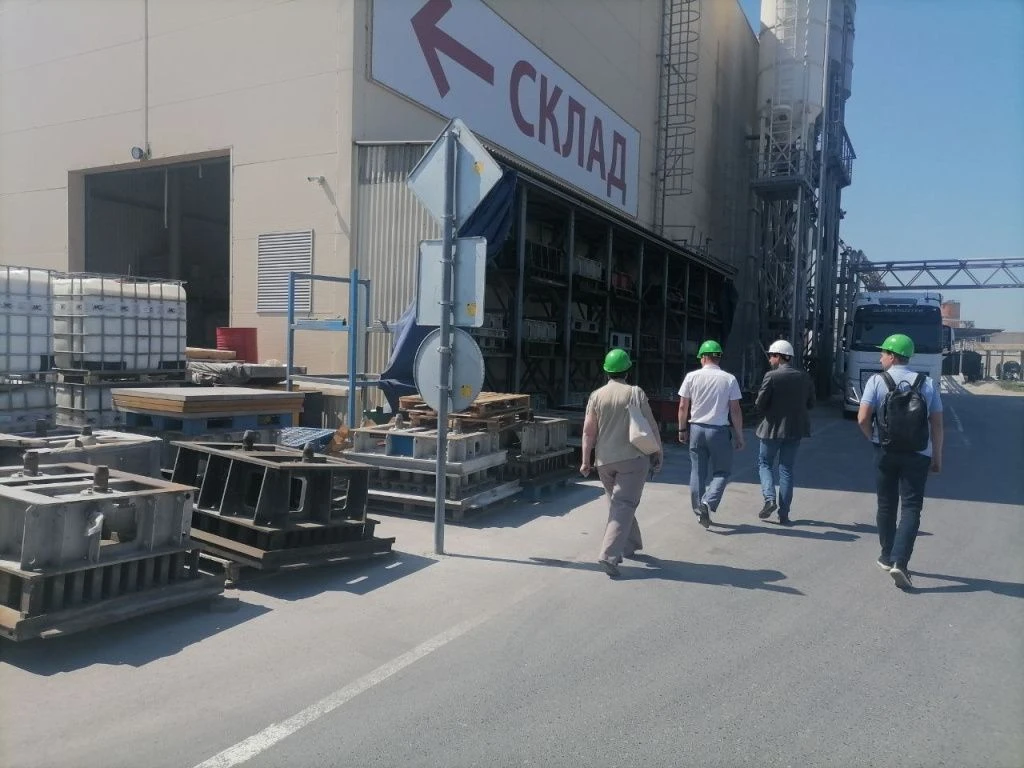 wzCxrfVH8w0.jpg wzCxrfVH8w0.jpg