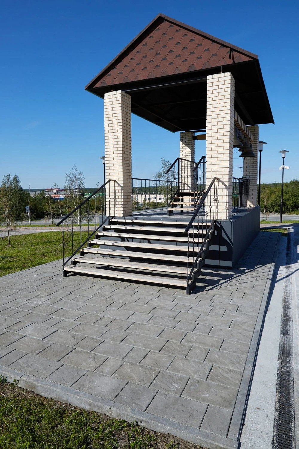 укладка плитки в Харпе