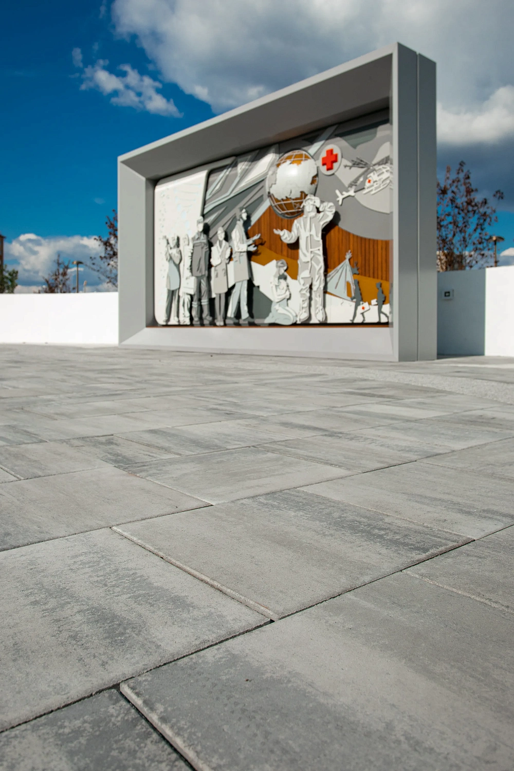 Сквер Медицинских работников в Тюмени