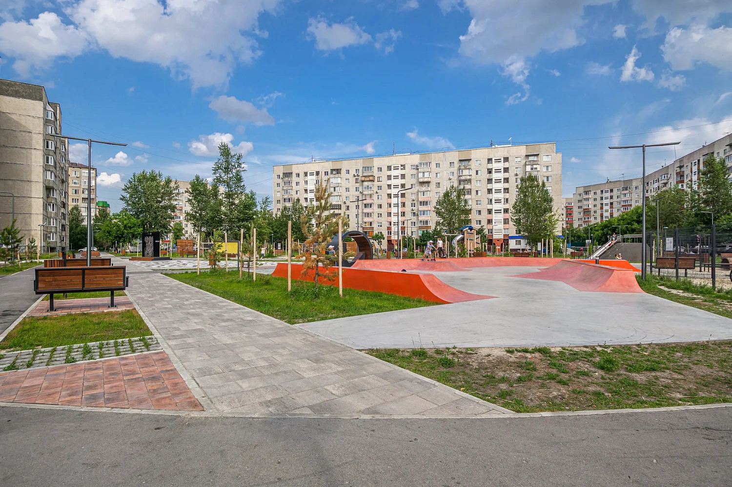Сквер Добровольцев в Тюмени (Московский тракт, 163)